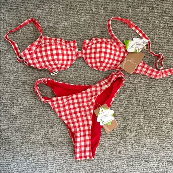 Red Plaid Underwire Bikini Set - Picture 3 of 4